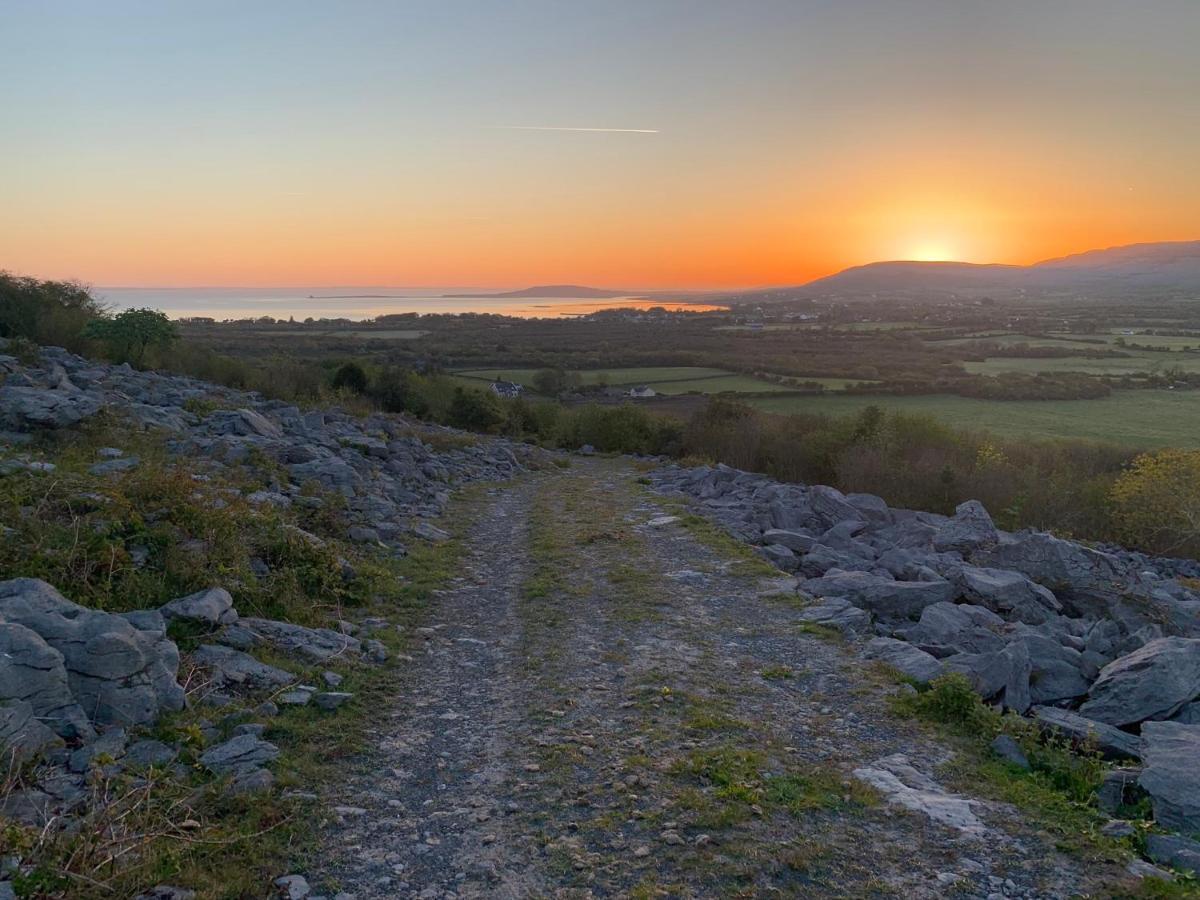 Burren Court Lodge Ballyvaughan Kültér fotó